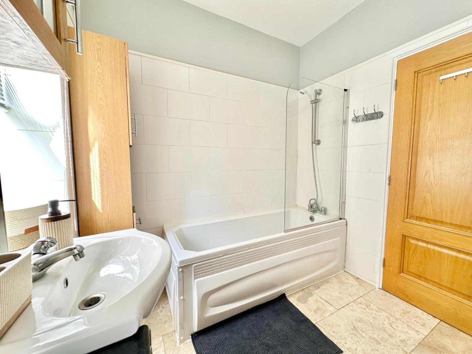 Regent'S Park One Bedroom Apartment Londra Dış mekan fotoğraf